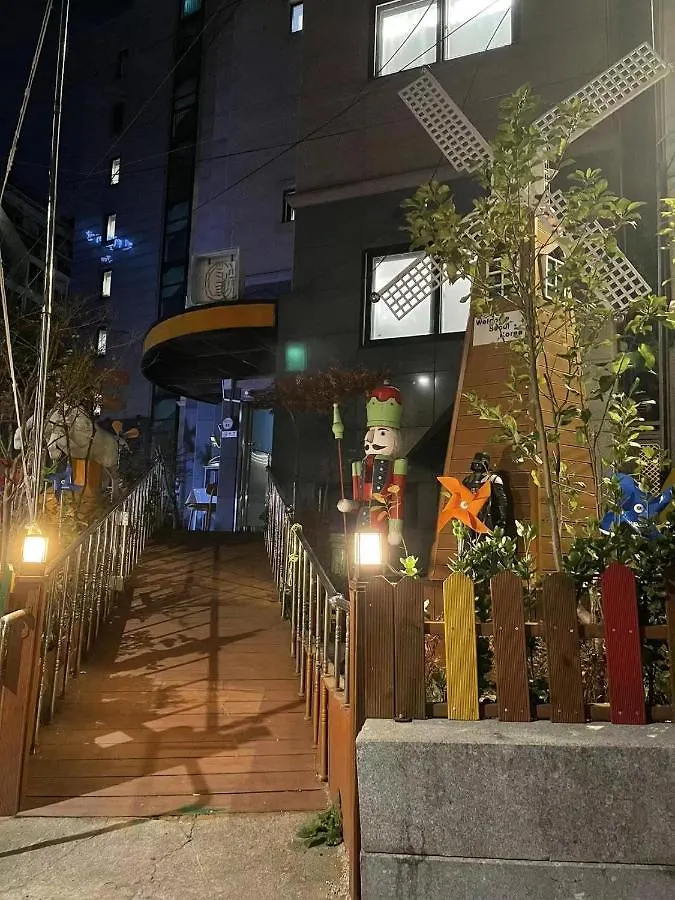 The Garden Hotel ソウル特別市 3*,